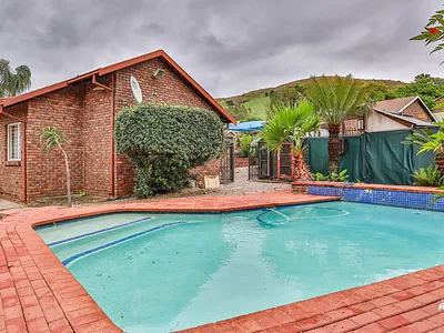 4 Bedroom House For Sale in Pretoria - 2SmA.webp