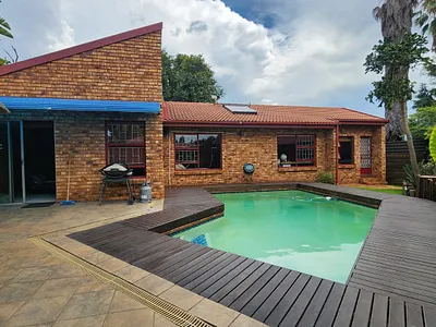 5 Bedroom House For Sale in Centurion - eLju.webp