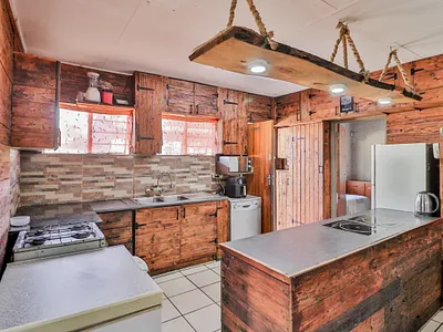 3 Bedroom House For Sale in Pretoria - img