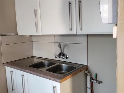 1 Bedroom Apartment To Rent in Pretoria - hwzX.webp