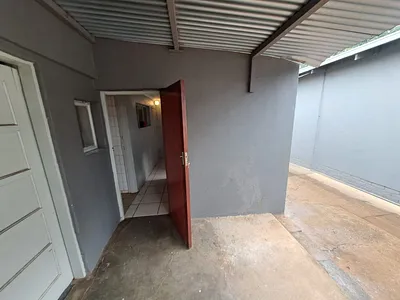 1 Bedroom Apartment To Rent in Pretoria - exUJ.webp