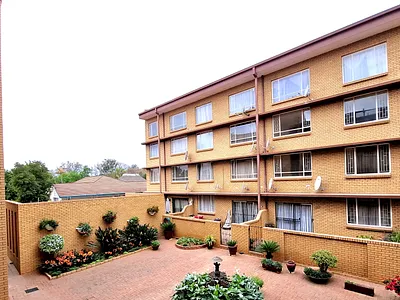 2 Bedroom Apartment For Sale in Pretoria - DJ6v.webp