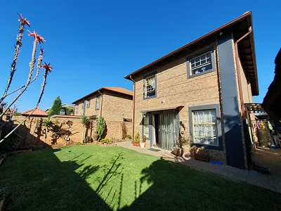 4 Bedroom House For Sale in Pretoria - yYxp.webp