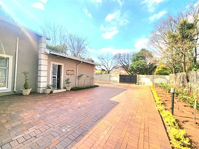 3.5 Bedroom House For Sale in Centurion - YAix.webp