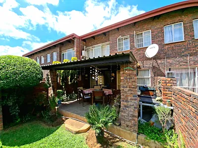 2 Bedroom Apartment For Sale in Pretoria - a51t.webp