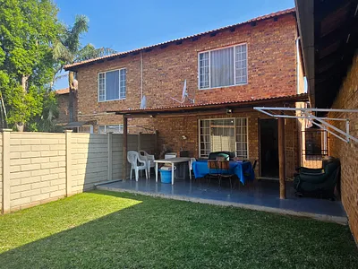 2 Bedroom Apartment For Sale in Pretoria - TRQq.webp