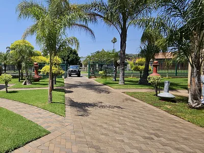 1 Bedroom Apartment To Rent in Pretoria - j9km.webp