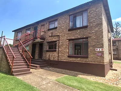 2 Bedroom Apartment To Rent in Pretoria - vuz6.webp