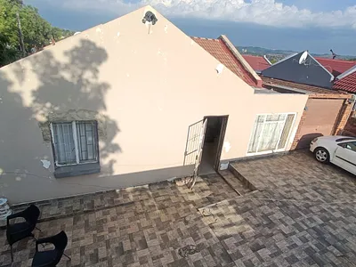 3 Bedroom House For Sale in Pretoria - q0hm.webp