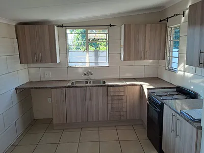 3 Bedroom House To Rent in Pretoria - SivI.webp