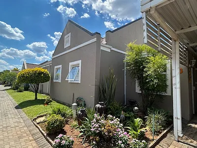 2 Bedroom Townhouse For Sale in Pretoria - Gv7s.webp
