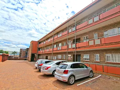 2 Bedroom Apartment For Sale in Pretoria - ofxK.webp