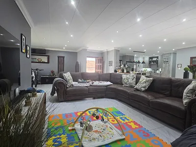 3 Bedroom House For Sale in Pretoria - mpyd.webp