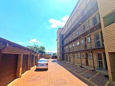 2 Bedroom Apartment For Sale in Pretoria - FgwR.webp