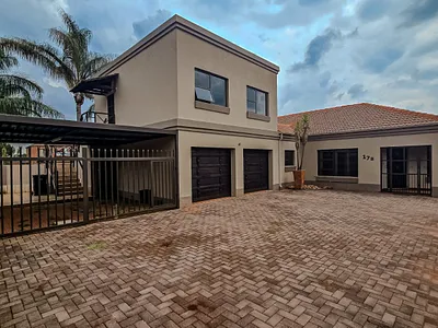 3 Bedroom House For Sale in Pretoria - FHnK.webp
