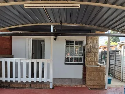 1 Bedroom Apartment To Rent in Pretoria - img