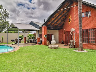 5 Bedroom House For Sale in Pretoria - BUpU.webp