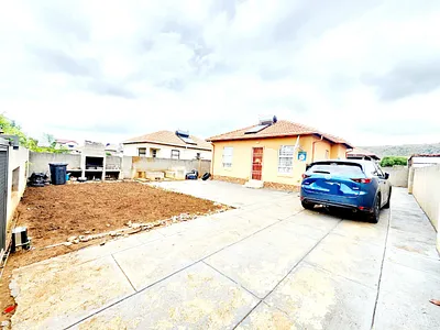 2 Bedroom House To Rent in Pretoria - wVk0.webp