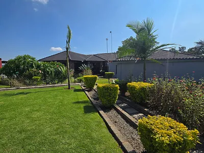 3 Bedroom House For Sale in Wonderboom - FL4d.webp