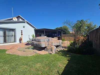 5 Bedroom House For Sale in Pretoria - 75Ft.webp