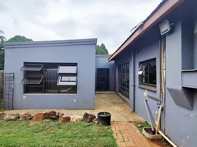 2 Bedroom Apartment To Rent in Pretoria - 1gxs.webp