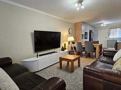 2 Bedroom Apartment For Sale in Pretoria - HTcS.webp