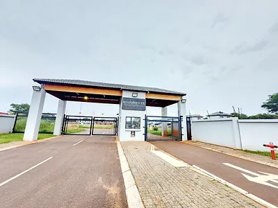 3 Bedroom Townhouse To Rent in Akasia - vC12.webp