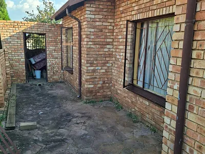 3 Bedroom House For Sale in Pretoria - kBck.webp