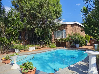 4 Bedroom House For Sale in Pretoria - AixH.webp