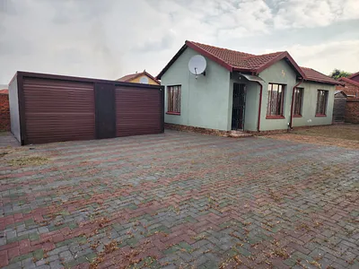 3 Bedroom House To Rent in Pretoria - fBwT.webp