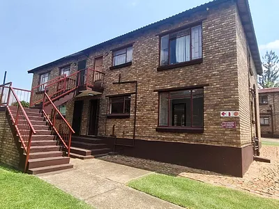 2 Bedroom Apartment To Rent in Pretoria - 89D0.webp