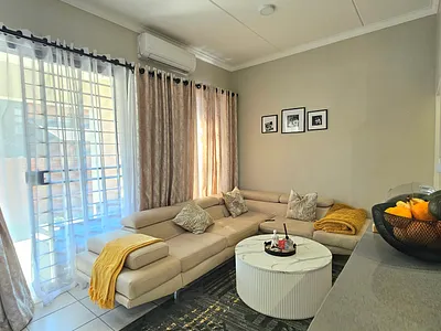 2 Bedroom Apartment For Sale in Pretoria - k5O5.webp