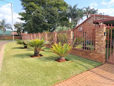3 Bedroom House For Sale in Pretoria - sa32.webp