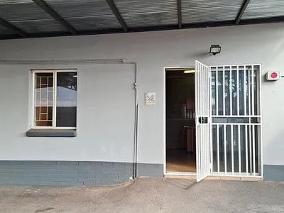 1 Bedroom Apartment To Rent in Pretoria - img