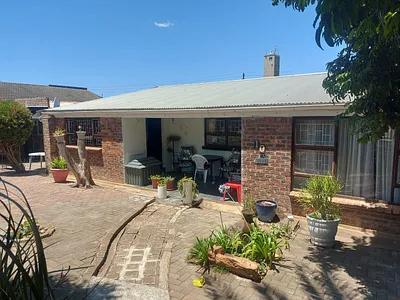 3 Bedroom House For Sale in Panorama, Humansdorp - hopl.webp