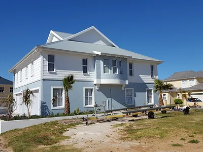 4 Bedroom House For Sale in Jeffreys Bay - BFRk.webp