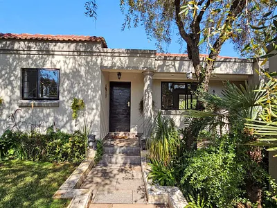 2 Bedroom Townhouse For Sale in Sandton - img