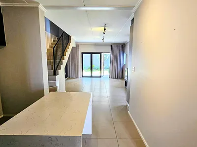 3 Bedroom Townhouse For Sale in Sandton - Pqc5.webp