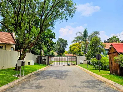 3 Bedroom Townhouse For Sale in Sandton - img