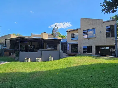 5 Bedroom House For Sale in Sandton - img