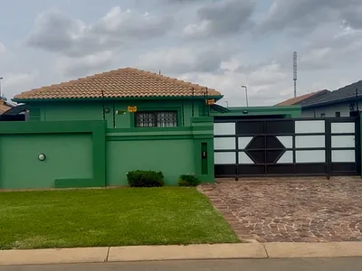 3 Bedroom House For Sale in Boksburg - 3jRy.webp