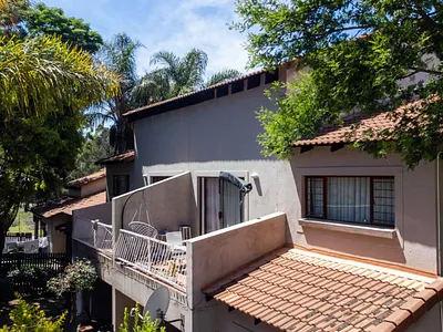 2 Bedroom Apartment For Sale in Randburg - img