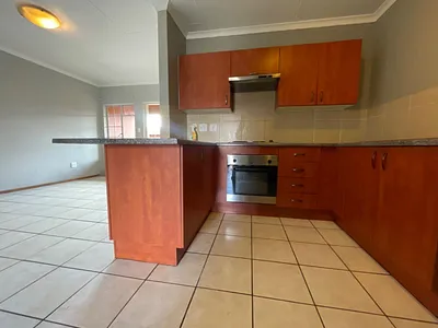 2 Bedroom Apartment For Sale in Boksburg - hpZ0.webp