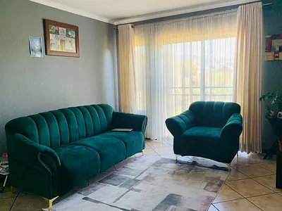 2 Bedroom Apartment To Rent in Roodepoort - eQa4.webp
