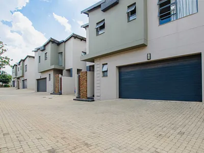 3 Bedroom Townhouse To Rent in Kempton Park - img