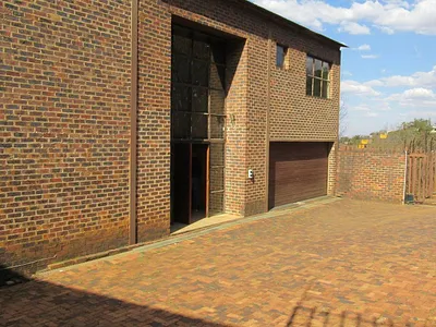3 Bedroom House For Sale in Johannesburg - kUaT.webp