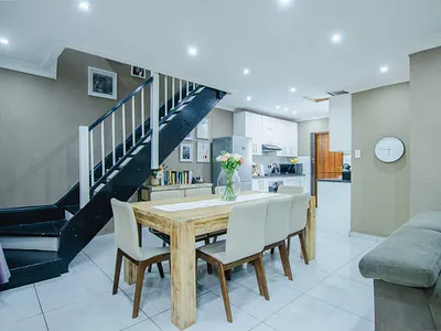 2 Bedroom Townhouse For Sale in Weltevreden Park, Roodepoort - fpX6.webp