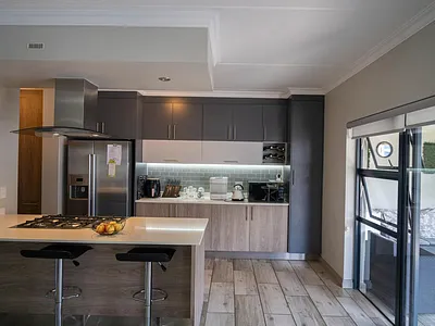 2 Bedroom Apartment For Sale in Midrand - img