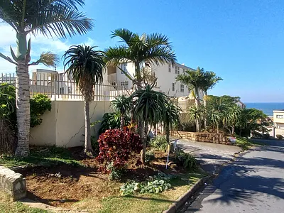 3 Bedroom Apartment For Sale in Margate - 4kGW.webp
