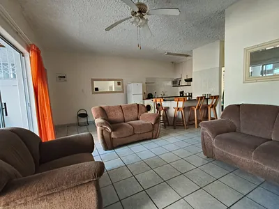 2 Bedroom Apartment For Sale in Margate - 3cIB.webp